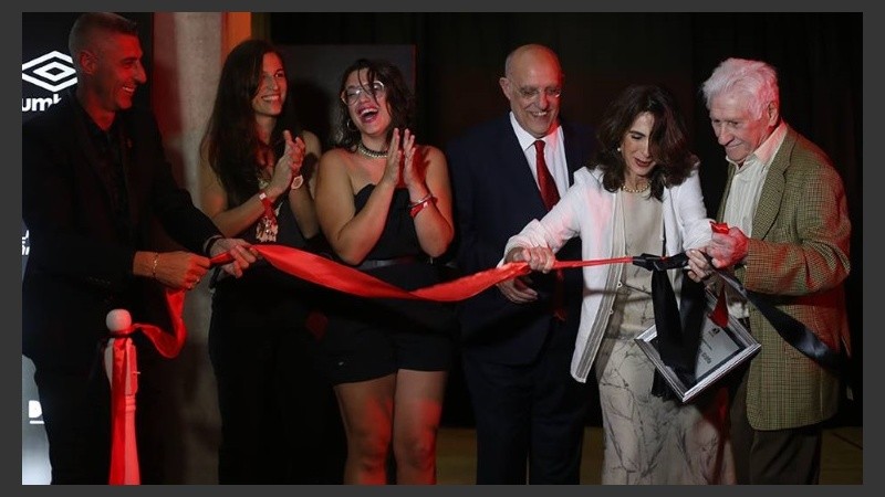 D'Amico, junto a Bermúdez, en la inauguración del hotel en Bella Vista.