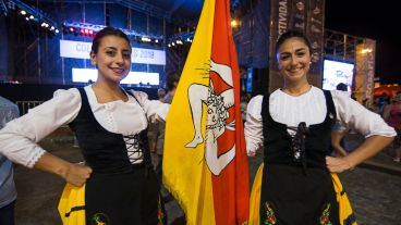 Arrancó este viernes la Fiesta de Colectividades 2018.