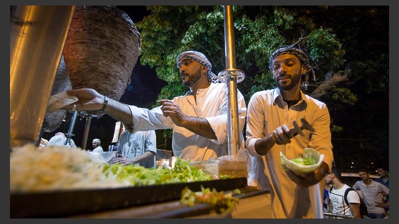 Arrancó este viernes la Fiesta de Colectividades 2018.
