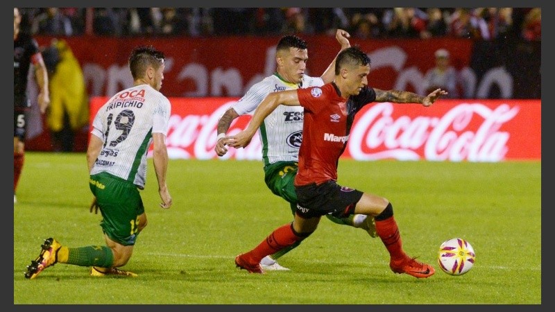 Fértoli encara. No estuvo preciso en ataque.