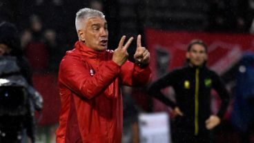 Al entrenador le gustó "la actitud para ir a buscar el partido".