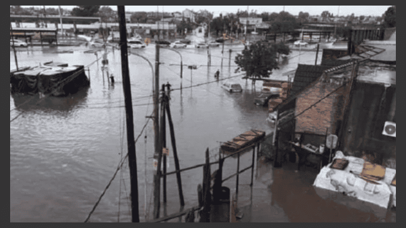 Tremenda situación con las inundaciones en La Matanza.