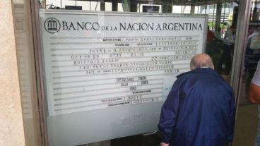 La divisa subía 50 centavos en el Banco Nación.