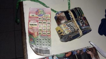 Los elementos que le secuestraron a la acusada de cometer el delito de estafa.