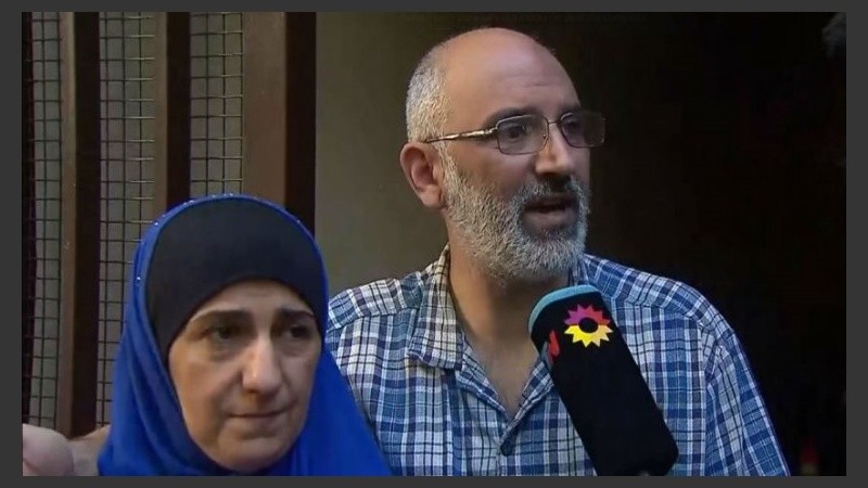 Los padres de los jóvenes detenidos ratificaron la inocencia de sus hijos y pidieron por su libertad. 