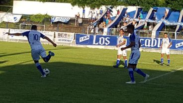 El Sala festejó en el Olaeta.