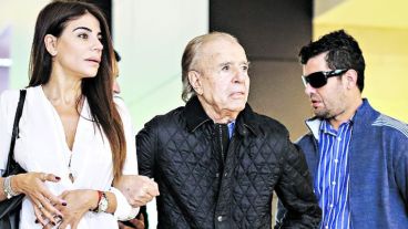 Menem y sus hijo fueron a visitar a Máximo a Chile.