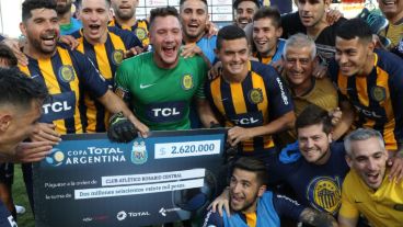 El festejo canalla tras la clasificación a la final.