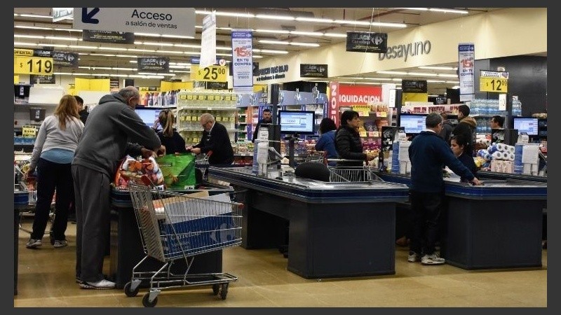 Los precios siguieron en ascenso en los supermercados.
