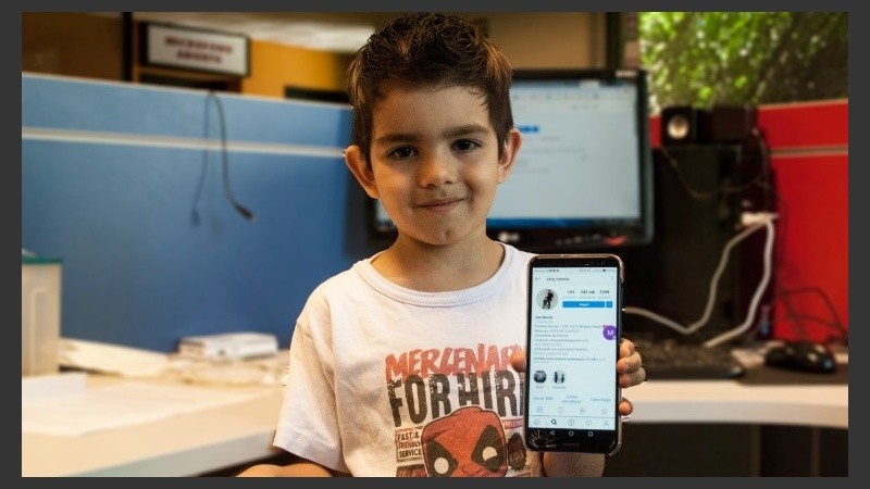 Zeta Mundo tiene miles de seguidores en sus redes sociales.