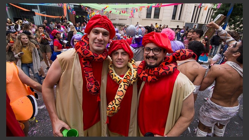 Mucha producción en los disfraces.