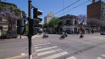 El semáforo de Salta esquina Lagos, donde ocurrió el accidente fatal de Ito Seisas.