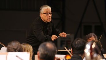 La Sinfónica de Rosario se presenta junto a su director titular, David del Pino Klinge.