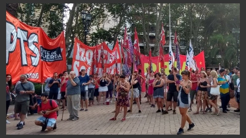 Las organizaciones se reunirán desde las 17 en plaza San Martín.