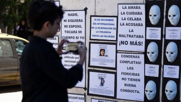 Fuerte intervención para visibilizar el femicidio.