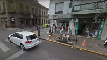 El incidente ocurrió en pleno centro de Rosario.