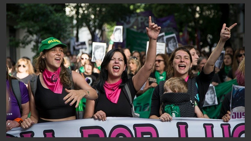 La nutrida marcha reclamó justicia por Lucía.