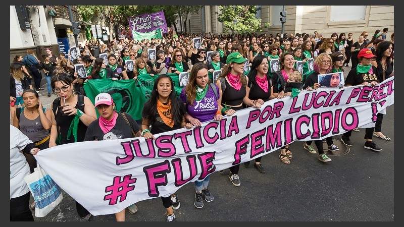 La movilización pidió Justicia por Lucía Pérez.