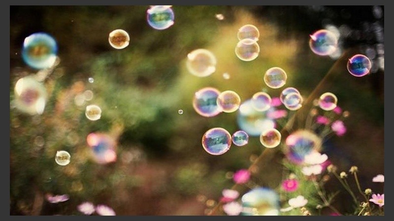 Jueves para hacer burbujas al aire libre. 