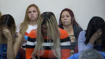 Macarena Cantero (izquierda) hará una probation y "La Cele" (derecha) condenada a 10 años de prisión.