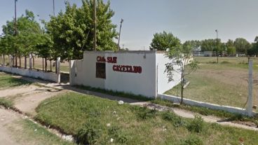 Las canchas del club San Cayetano están ubicadas en Demestri al 6000.