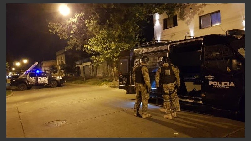 Las TOE realizaron 8 allanamientos por las balaceras de este lunes. 