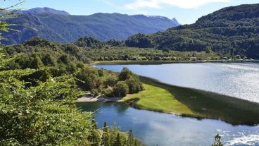 turistas chilenos con beneficio en el sur argentino.