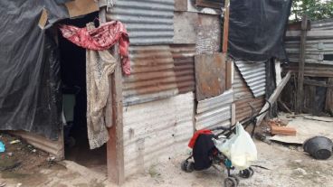 La familia del nene vive en condiciones precarias.