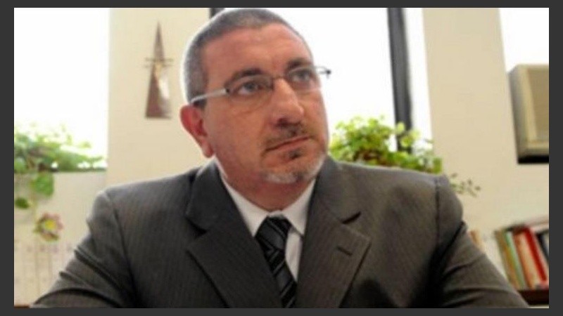 Vienna no quiere que lo vuelvan a relacionar con Paz. 