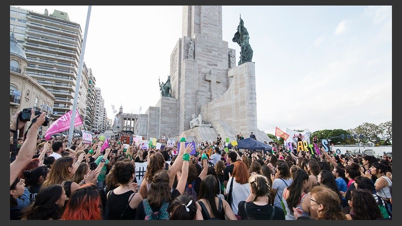 La convocatoria fue en el Monumento a la Bandera.