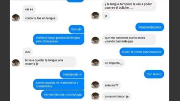 Los mensajes que el profesor le enviaba a la adolescente de 14 años.