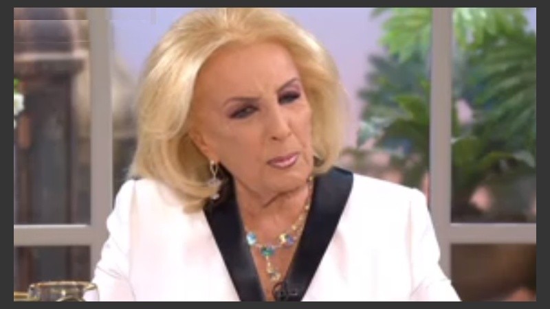 Además de Mirtha, el pedido alcanza a Ignacio Viale, nieto de la conductora y productor de sus programas.