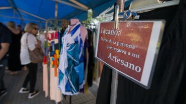 Un cartelito algo particular.