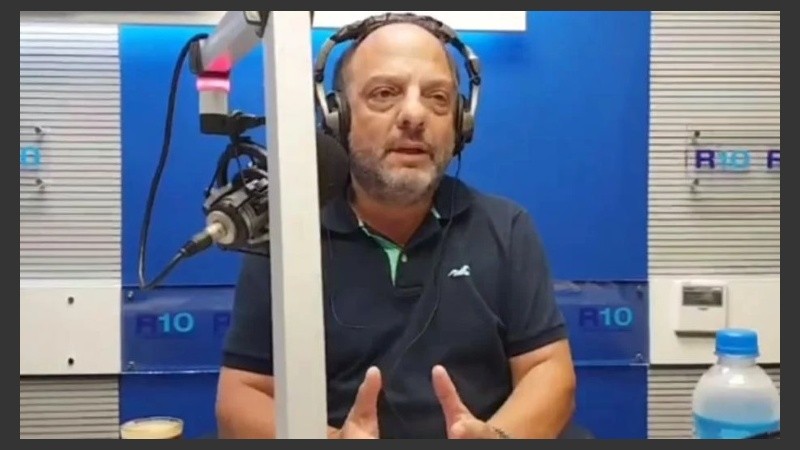 Baby Etchecopar deberá sumar especialistas en género en su programa radial.