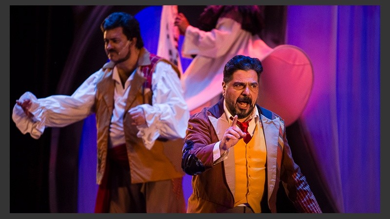 La obra atraviesa diferentes matíces.