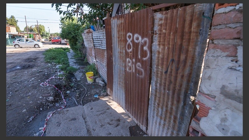 El frente de la casa donde se produjo el hecho.