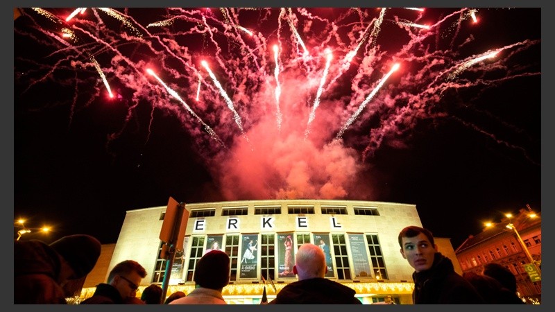 Un show de fuegos artificiales en Budapest, Hungría.