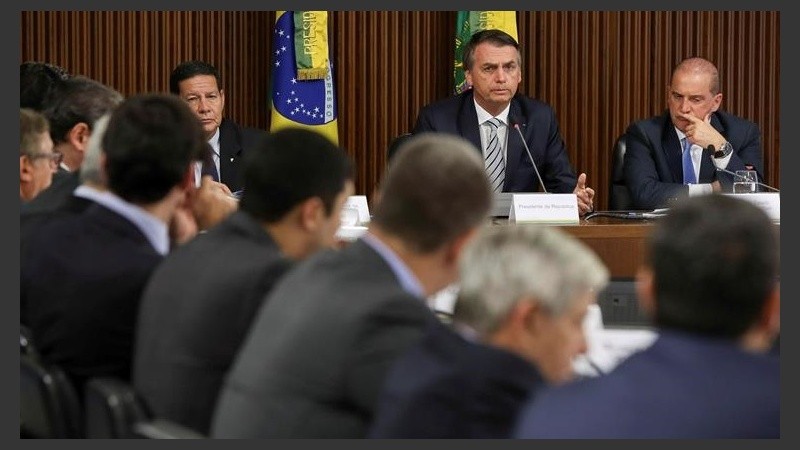 Bolsonaro durante la primera reunión de su Consejo de Gobierno.