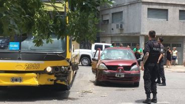 El choque en Buenos Aires y Pasco este lunes al mediodía.