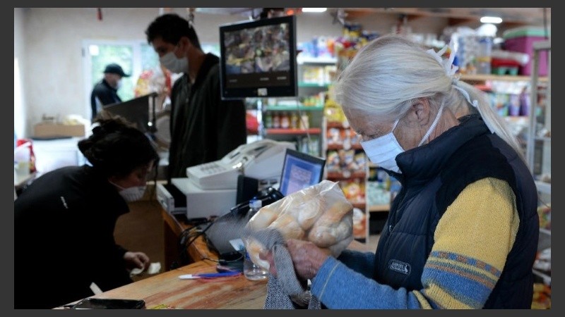 A falta de un medicamento específico para esta enfermedad, la ribavirina fue el único que se manifestó con resultados 