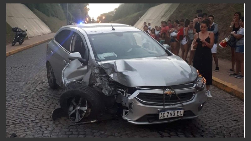 Así quedó el Onix que manejaba Ezequiel O. 