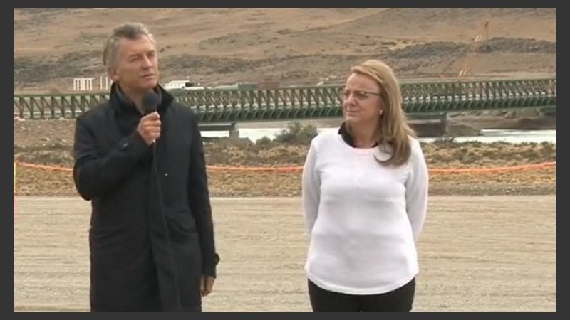 Macri junto a la gobernadora de Santa Cruz.