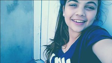 Agustina tenía 17 años. Salió a bailar y la mataron. Ni una menos.