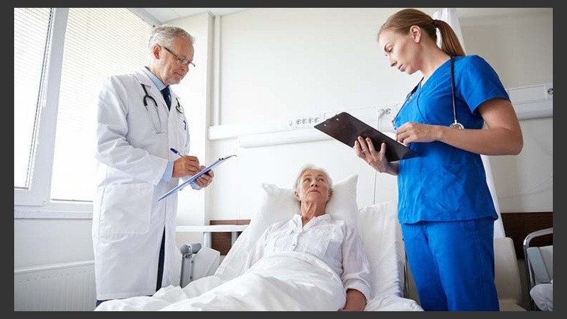 El médico debe dar instrucciones claras al paciente.