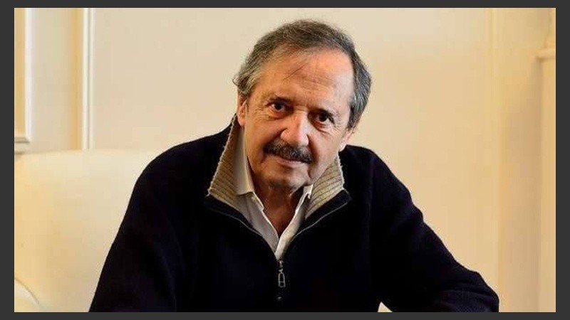 El hijo del ex presidente criticó las políticas económicas del gobierno nacional.