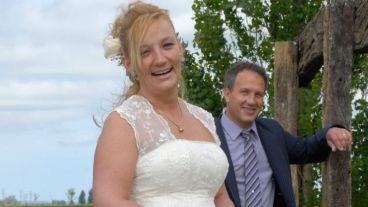 El esposo de la víctima llamó inmediatamente a la policía y se entregó.