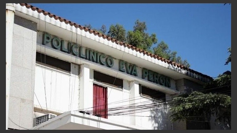 La joven fue derivada al hospital Eva Perón.