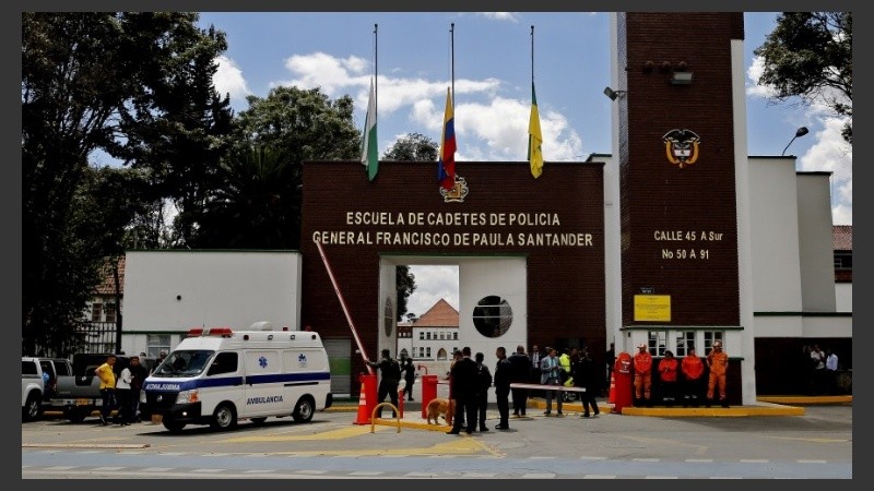 Nadie explicó cómo ingresó el auto a una de las zonas más vigiladas del país.