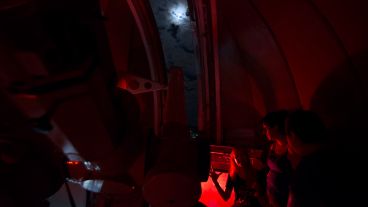 Desde la cúpula del observatorio también se pudo aprecial el eclipse.
