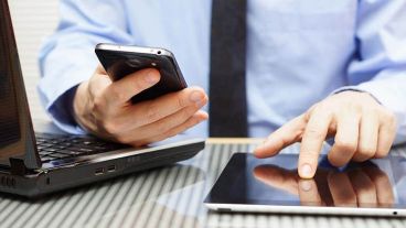 El "tecno estrés" es contrario a la "tecno adicción".